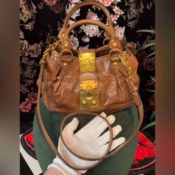AUTHENTIC Miu Miu Side Ribbon 2 Way Warm Brown Leather Gold Tone Hardware Bag - Picture 12 of 16